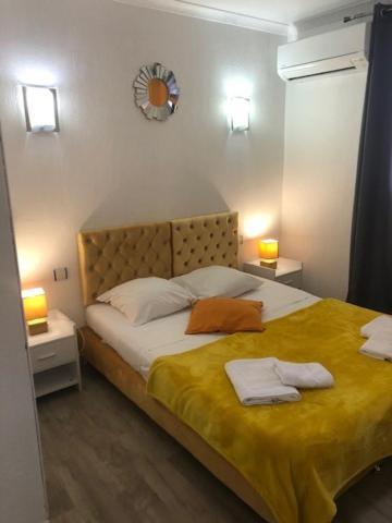 Le Castelet Hotel Saintes-Maries-de-la-Mer Buitenkant foto