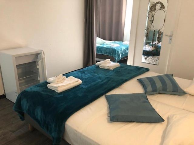 Le Castelet Hotel Saintes-Maries-de-la-Mer Buitenkant foto