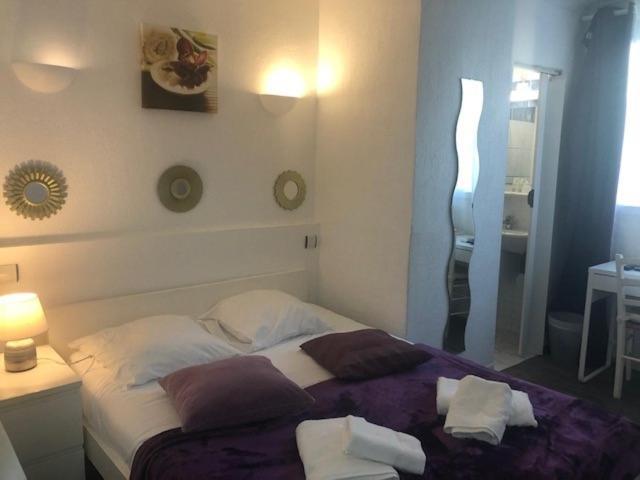 Le Castelet Hotel Saintes-Maries-de-la-Mer Buitenkant foto