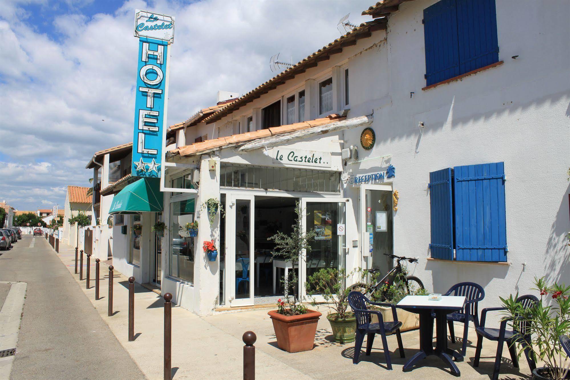 Le Castelet Hotel Saintes-Maries-de-la-Mer Buitenkant foto