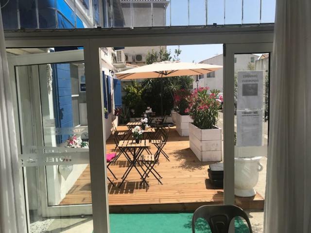 Le Castelet Hotel Saintes-Maries-de-la-Mer Buitenkant foto